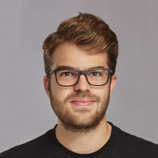 headshot photo of Pedro Franceschi