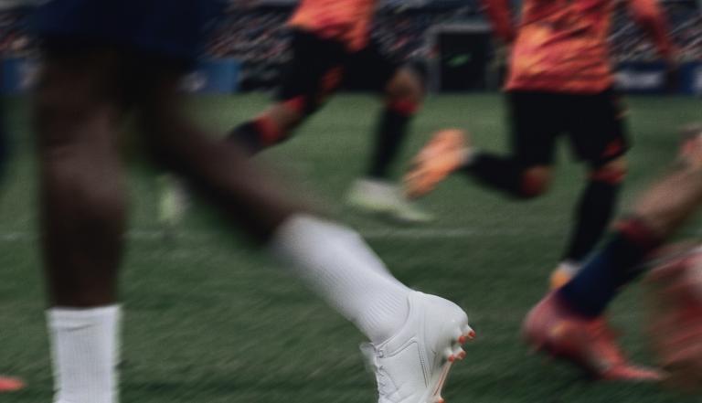Messi_LP_hero-mobile